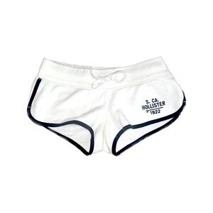 HOLLISTER Vintgae Y2K Micro Mini White Booty Shorts, size xs